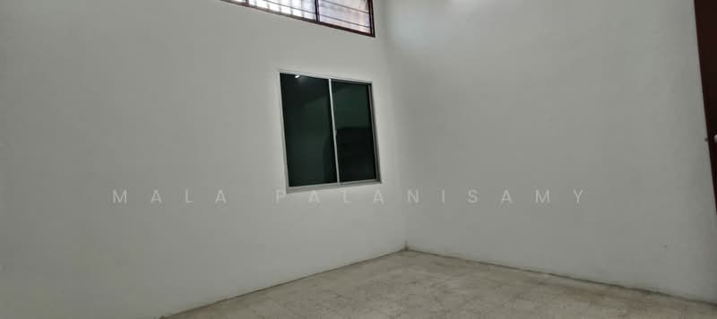 1-storey Terraced House for Sale in Klang (Selangor) - Mala Palanisamy - PropertyGuru.com.my