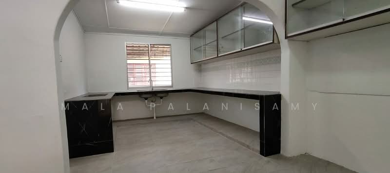 1-storey Terraced House for Sale in Klang (Selangor) - Mala Palanisamy - PropertyGuru.com.my