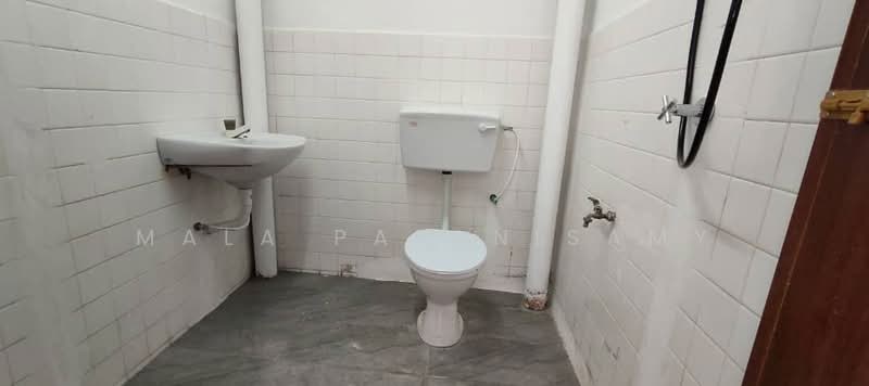 1-storey Terraced House for Sale in Klang (Selangor) - Mala Palanisamy - PropertyGuru.com.my