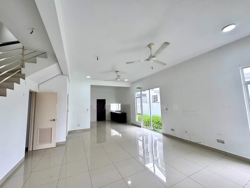 Semi-Detached House for Sale in Rawang (Selangor) - Edward Kong. - Living Room - PropertyGuru.com.my