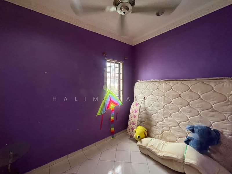 Rumah Teres 2 Tingkat untuk Dijual di Taman Seremban Jaya (Rantau) - Halim Mazlan - Bedroom - PropertyGuru.com.my