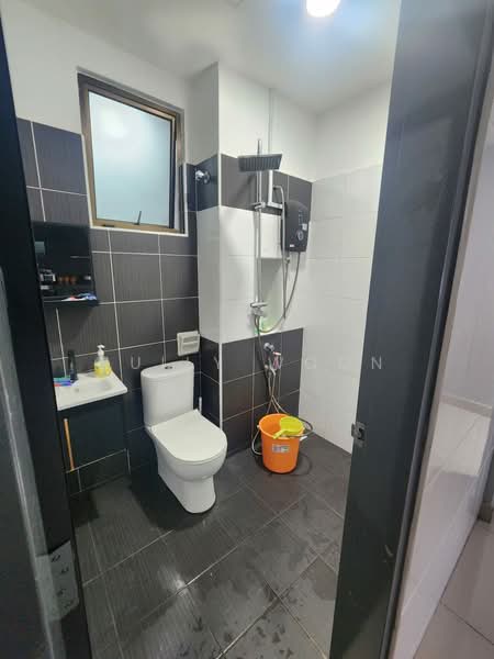 2-storey Terraced House for Sale in Bandar Tiram (Ulu Tiram) - Huily Woon - Bathroom - PropertyGuru.com.my