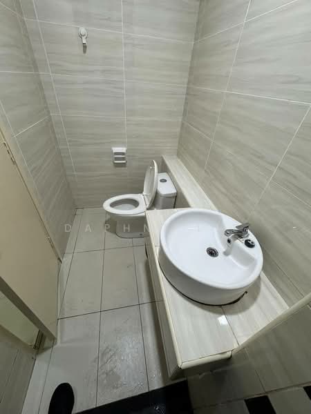 Service Residence for Rent at D'Summit Residences - Daphne Lee - Bathroom - PropertyGuru.com.my