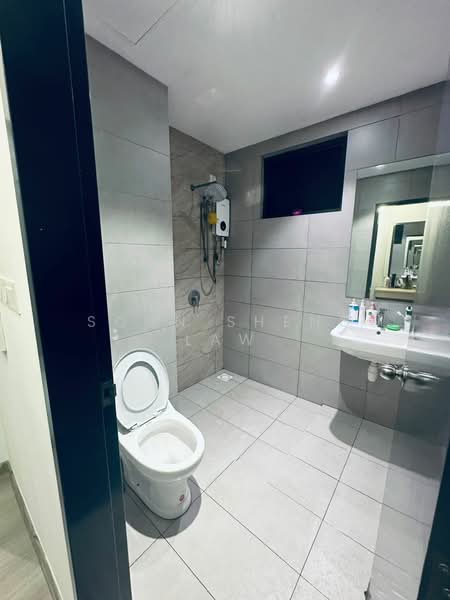 Condominium for Sale at The Holmes 2 - Soon Sheng Law - Bathroom - PropertyGuru.com.my