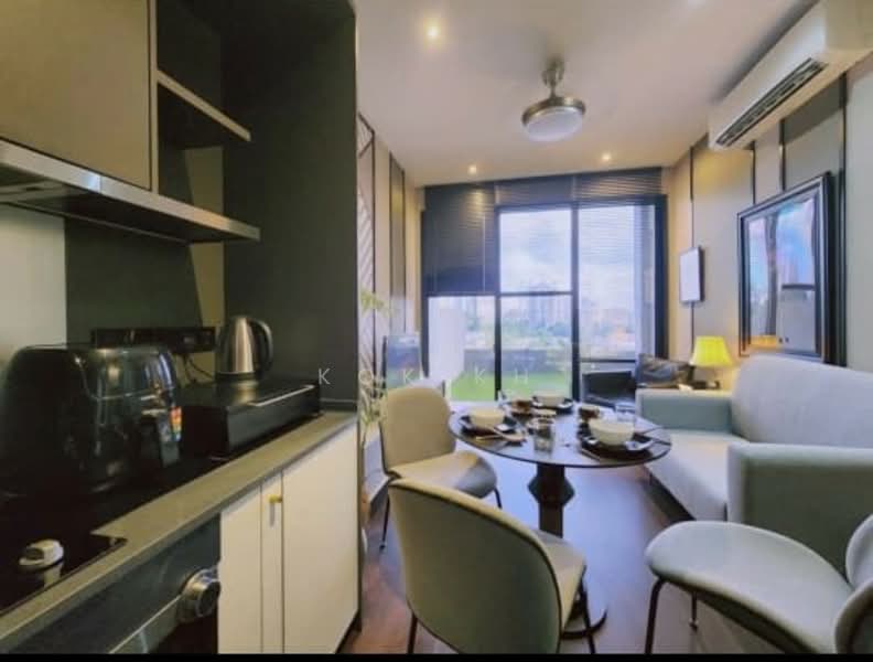 Servis Apartment untuk Disewa di Millerz Square Serviced Residence - Kok KH - Living Room - PropertyGuru.com.my