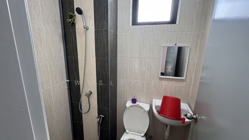 Condominium for Rent at Vista Bangi - Wesley Fu - Bathroom - PropertyGuru.com.my