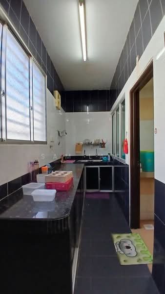 2-storey Terraced House for Sale in Taman Klebang Bayu (Ipoh) - Sam Lam - Kitchen - PropertyGuru.com.my