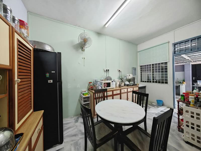 2-storey Terraced House for Sale in Taman Silibin (Ipoh) - Sam Lam - Kitchen - PropertyGuru.com.my
