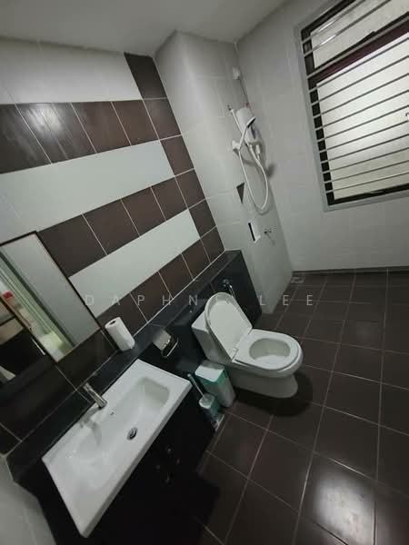 Pangsapuri untuk Dijual di Austin Regency (Pangsapuri Austin Perdana) - Daphne Lee - Bathroom - PropertyGuru.com.my