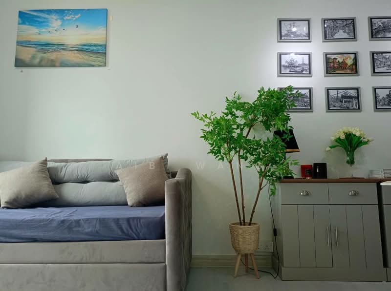 Service Residence for Rent at Amber Cove - Aibi Wang - Living Room - PropertyGuru.com.my