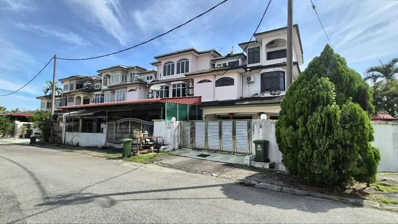 2.5-storey Terraced House for Sale in Taman Shatin (Ipoh) - Sam Lam - Exterior - PropertyGuru.com.my