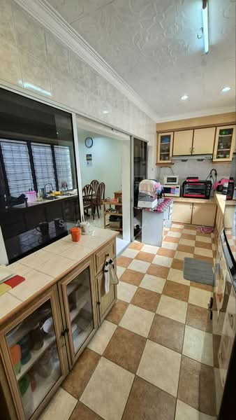 2.5-storey Terraced House for Sale in Taman Shatin (Ipoh) - Sam Lam - Kitchen - PropertyGuru.com.my