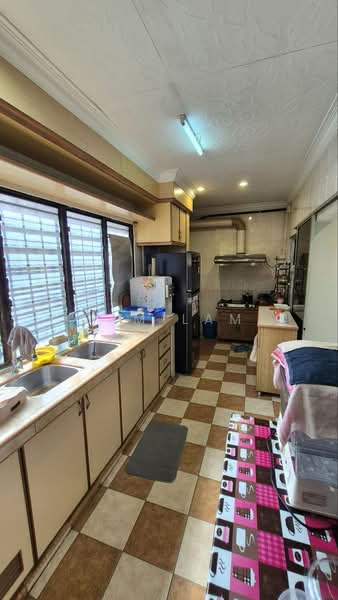 2.5-storey Terraced House for Sale in Taman Shatin (Ipoh) - Sam Lam - Kitchen - PropertyGuru.com.my