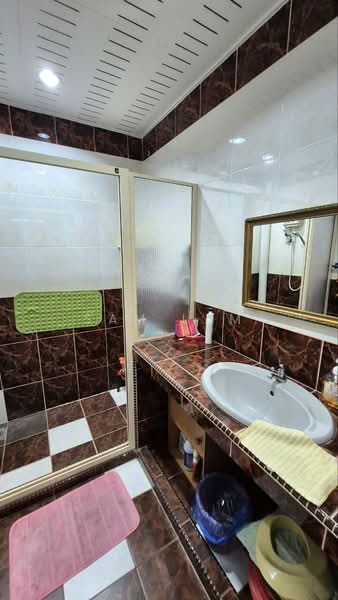 2.5-storey Terraced House for Sale in Taman Shatin (Ipoh) - Sam Lam - Bathroom - PropertyGuru.com.my