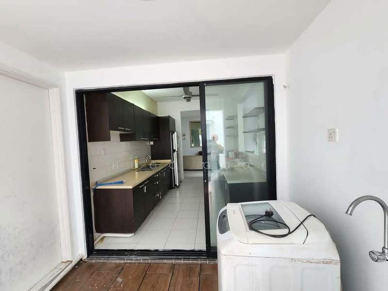 Rumah Teres 3 Tingkat untuk Disewa di Sungai Besi (Kuala Lumpur) - Hugo Gooi - Kitchen - PropertyGuru.com.my