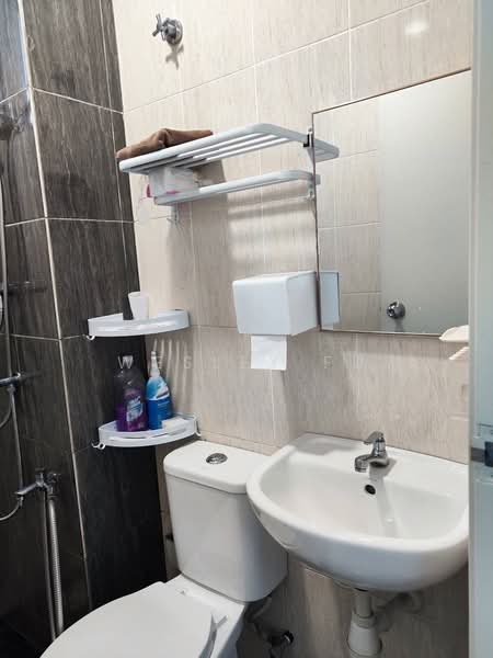 Condominium for Rent at Vista Bangi - Wesley Fu - Bathroom - PropertyGuru.com.my