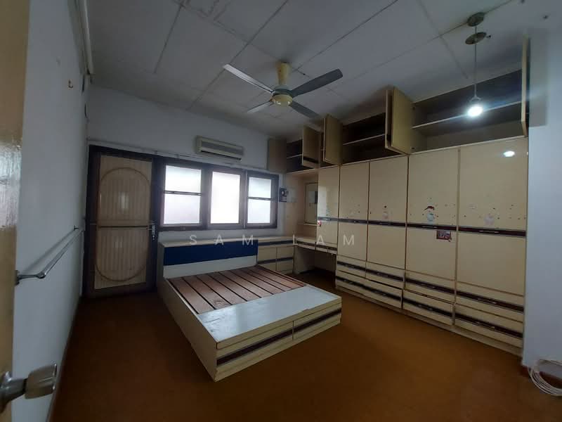 Semi-Detached House for Sale in Pekan Razaki (Ipoh) - Sam Lam - Bedroom - PropertyGuru.com.my