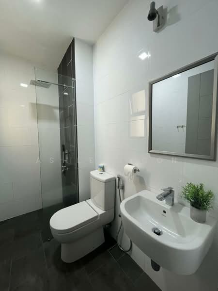 Service Residence for Rent at Ten Kinrara - Ashley Woon - Bathroom - PropertyGuru.com.my