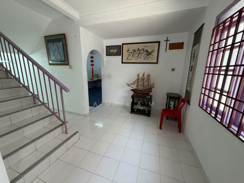 Semi-Detached House for Sale in Bercham (Ipoh) - Sam Lam - Entrance - PropertyGuru.com.my