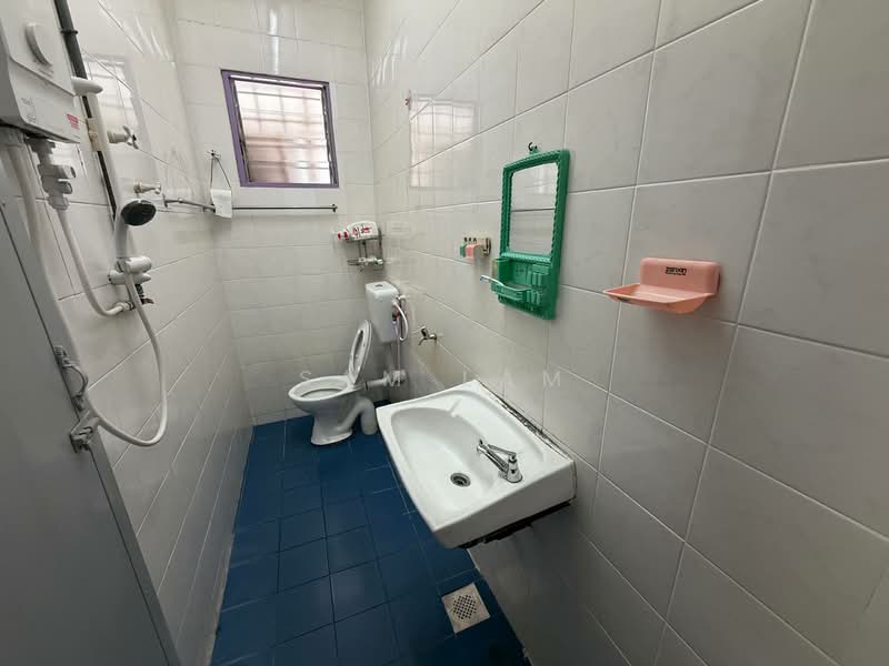 Semi-Detached House for Sale in Bercham (Ipoh) - Sam Lam - Bathroom - PropertyGuru.com.my