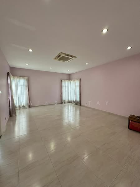 Bungalow for Sale in Country Heights (Kajang) - Winson Tay - PropertyGuru.com.my
