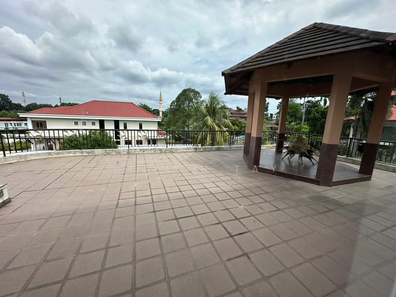 Bungalow for Sale in Country Heights (Kajang) - Winson Tay - PropertyGuru.com.my