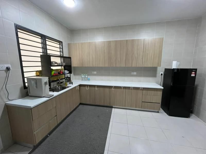 Condominium for Rent at Residensi Adelia 4 - Nurul Zyra - Kitchen - PropertyGuru.com.my