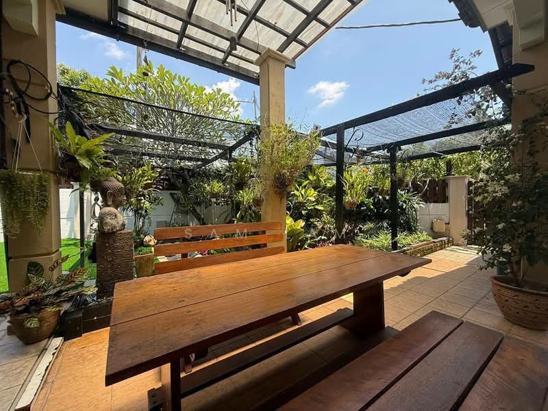 1-storey Terraced House for Sale in Tambun (Perak) - Sam Lam - Garden - PropertyGuru.com.my