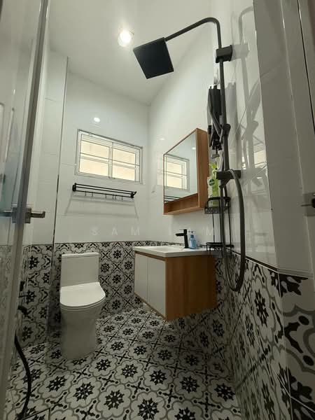 1-storey Terraced House for Sale in Tambun (Perak) - Sam Lam - Bathroom - PropertyGuru.com.my