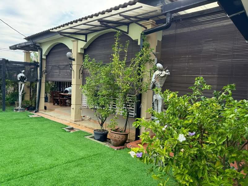 1-storey Terraced House for Sale in Tambun (Perak) - Sam Lam - Exterior - PropertyGuru.com.my