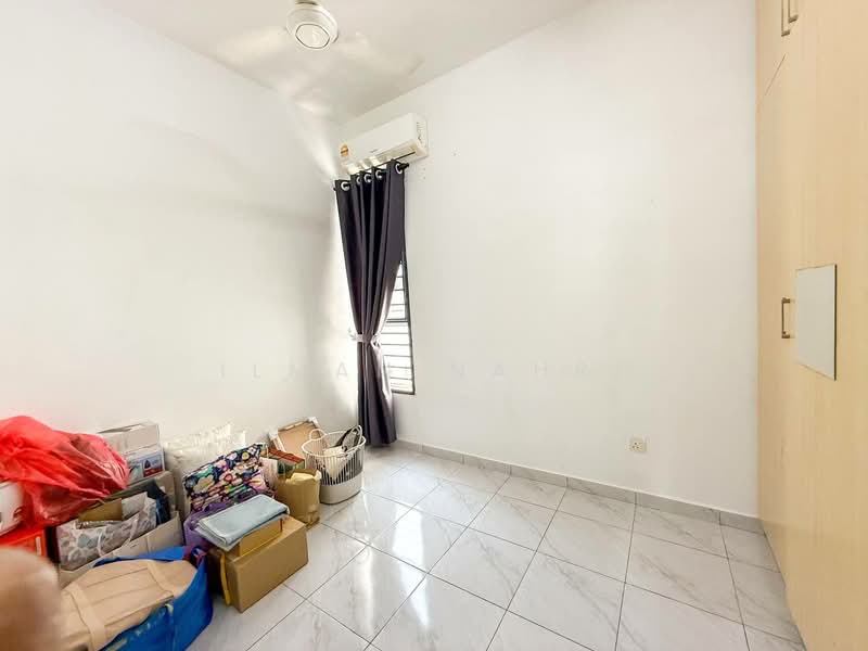 Apartment for Sale at Putra Impian - Ilman Nahri - Bedroom - PropertyGuru.com.my