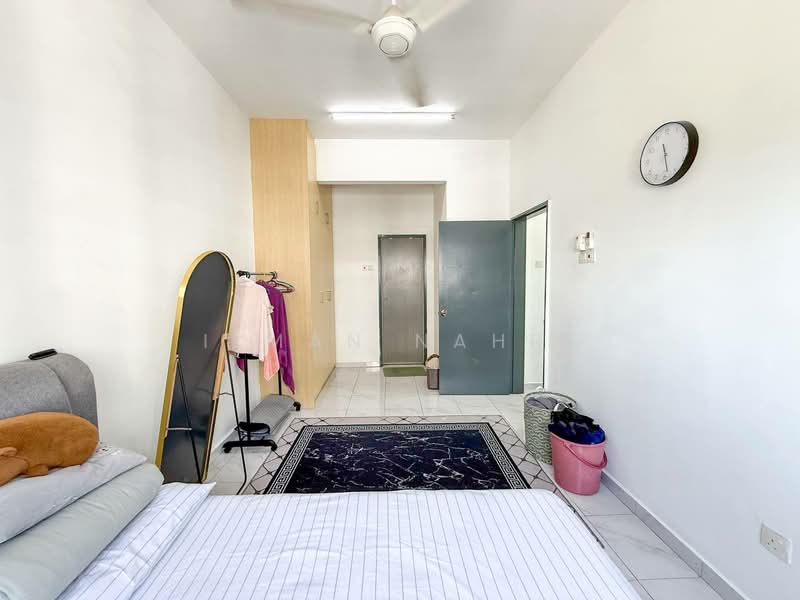 Apartment for Sale at Putra Impian - Ilman Nahri - Bedroom - PropertyGuru.com.my
