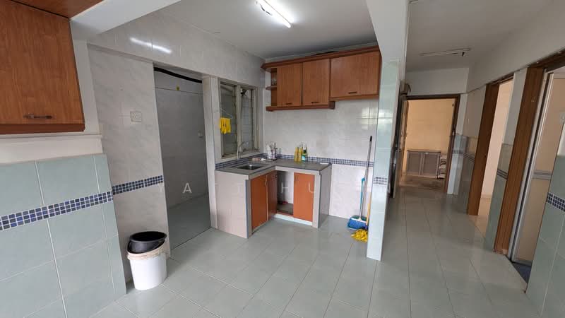 Pangsapuri untuk Dijual di Sri Bahagia Court - Yatt Husin - Kitchen - PropertyGuru.com.my