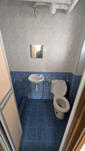 Pangsapuri untuk Dijual di Sri Bahagia Court - Yatt Husin - Bathroom - PropertyGuru.com.my