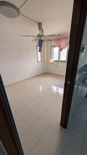Pangsapuri untuk Dijual di Sri Bahagia Court - Yatt Husin - Interior - PropertyGuru.com.my