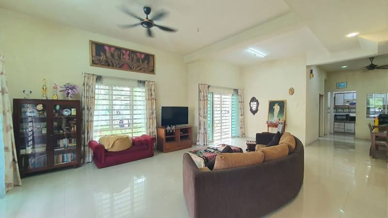 Semi-Detached House for Sale in Taman Pengkalan Tiara (Ipoh) - Sam Lam - Living Room - PropertyGuru.com.my