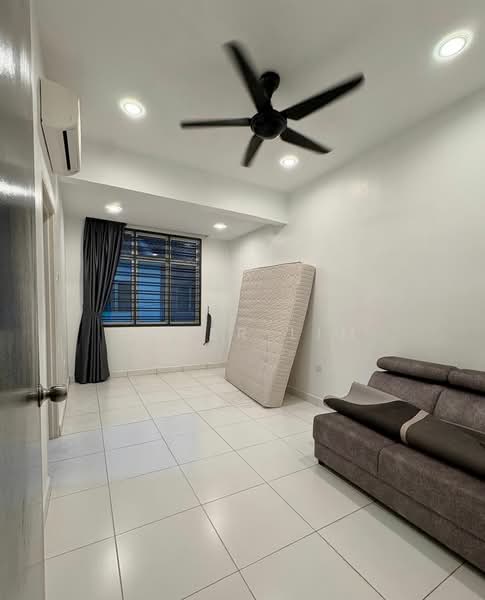 Rumah Teres 2 Tingkat untuk Dijual di Johor Bahru (Johor) - Ember Lim - Living Room - PropertyGuru.com.my