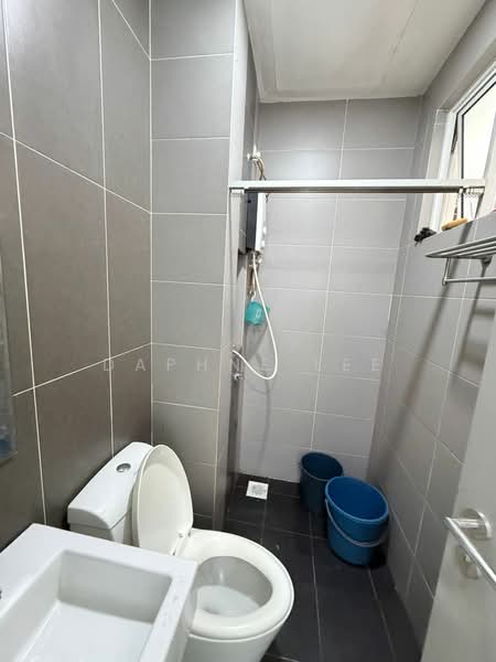 Service Residence for Rent at Skysuites @ Meldrum Hills - Daphne Lee - Bathroom - PropertyGuru.com.my