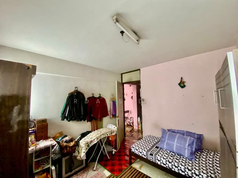 Rumah Flat untuk Dijual di Kelumpuk Camar - Firdaus Dauz - PropertyGuru.com.my