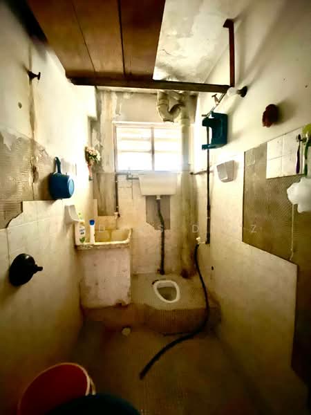 Rumah Flat untuk Dijual di Kelumpuk Camar - Firdaus Dauz - PropertyGuru.com.my