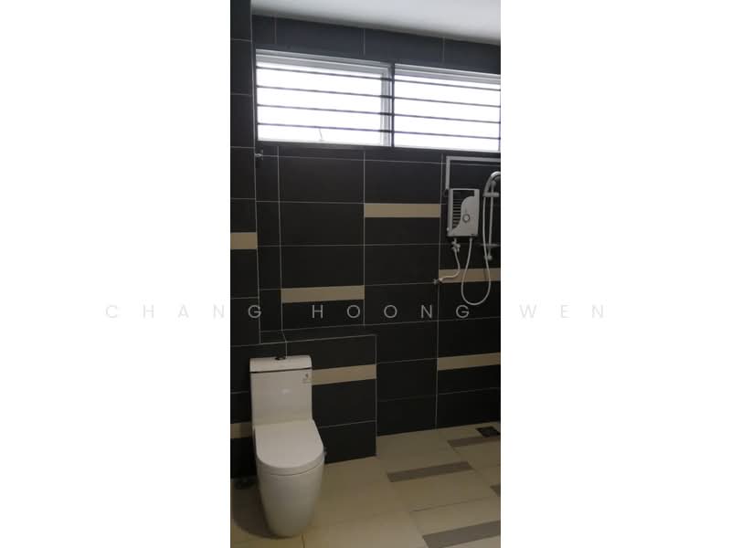 Semi-Detached House for Rent in Taman Desaru Utama (Pengerang) - Chang Hoong Wen - Bathroom - PropertyGuru.com.my