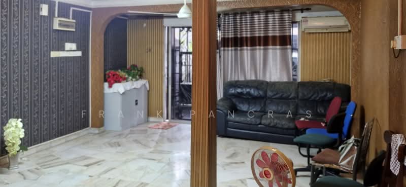 3-storey Terraced House for Sale in Kampung Lindungan (Sunway) - Frank Pancras - Living Room - PropertyGuru.com.my