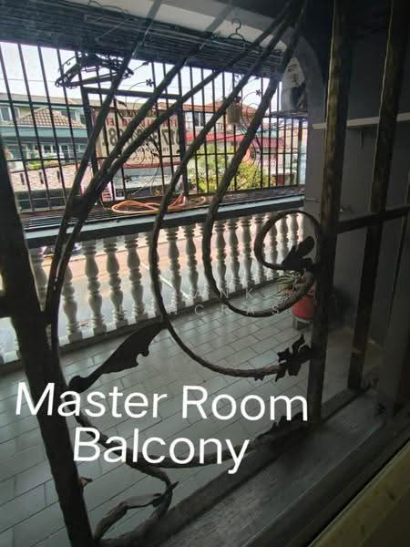 Rumah Teres 3-Tingkat untuk Dijual di Kampung Lindungan (Sunway) - Frank Pancras - Balcony - PropertyGuru.com.my