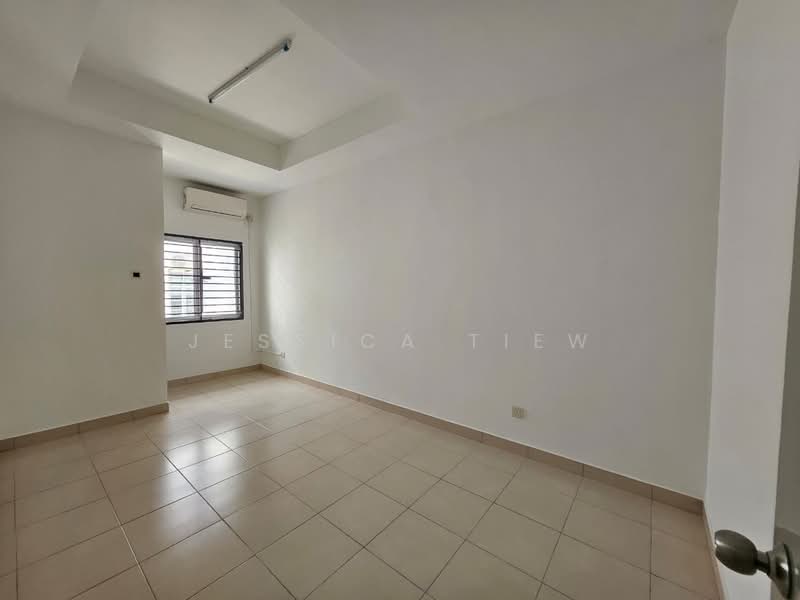 Rumah Teres 2 Tingkat untuk Dijual di Taman Seri Austin (Tebrau) - Jessica Tiew - PropertyGuru.com.my