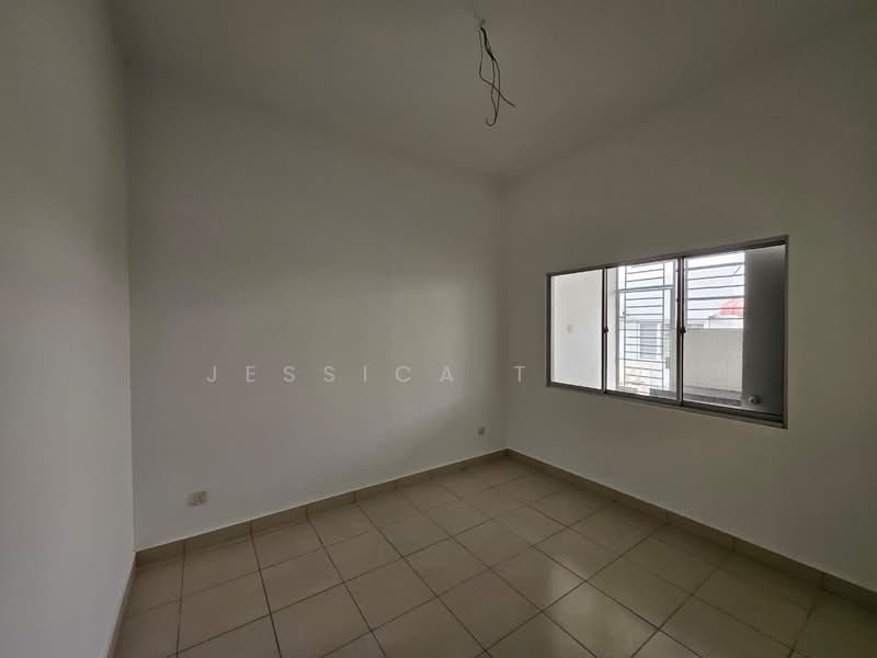 Rumah Teres 2 Tingkat untuk Dijual di Taman Seri Austin (Tebrau) - Jessica Tiew - PropertyGuru.com.my