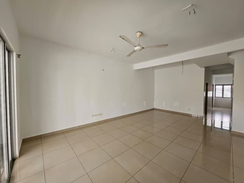 Rumah Teres 2 Tingkat untuk Dijual di Taman Seri Austin (Tebrau) - Jessica Tiew - PropertyGuru.com.my