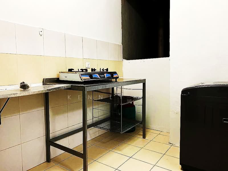 Servis Apartment untuk Disewa di Pacific Place - Kennly Ho - Kitchen - PropertyGuru.com.my