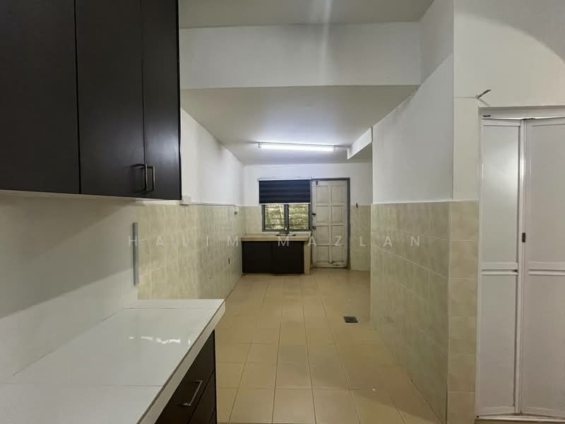 2-storey Terraced House for Sale in Seksyen 5 Wangsa Maju (Wangsa Maju) - Halim Mazlan - Kitchen - PropertyGuru.com.my