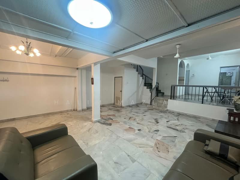 2-storey Terraced House for Sale in Seksyen 5 Wangsa Maju (Wangsa Maju) - Halim Mazlan - Living Room - PropertyGuru.com.my