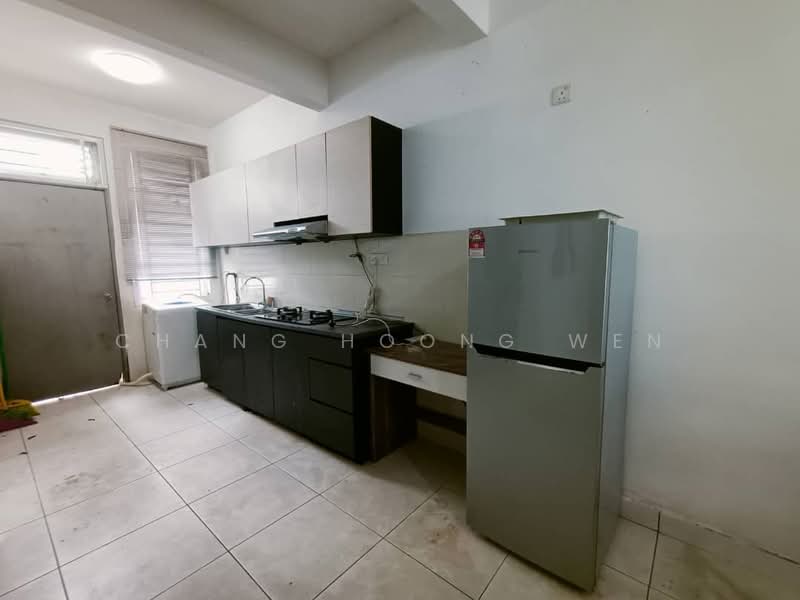 Rumah Teres 2 Tingkat untuk Dijual di Kota Tinggi (Johor) - Chang Hoong Wen - Kitchen - PropertyGuru.com.my